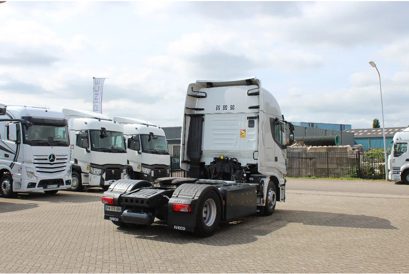 Iveco Stralis 460 * EURO6 * CNG * RETARDER * 4X2 * - Vlačilec: slika 4 Iveco Stralis 460 * EURO6 * CNG * RETARDER * 4X2 * - Vlačilec: slika 4