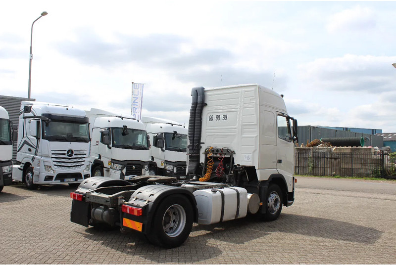 Volvo FH 12.420 * MANUAL * 4X2 * - Vlačilec: slika 4 Volvo FH 12.420 * MANUAL * 4X2 * - Vlačilec: slika 4