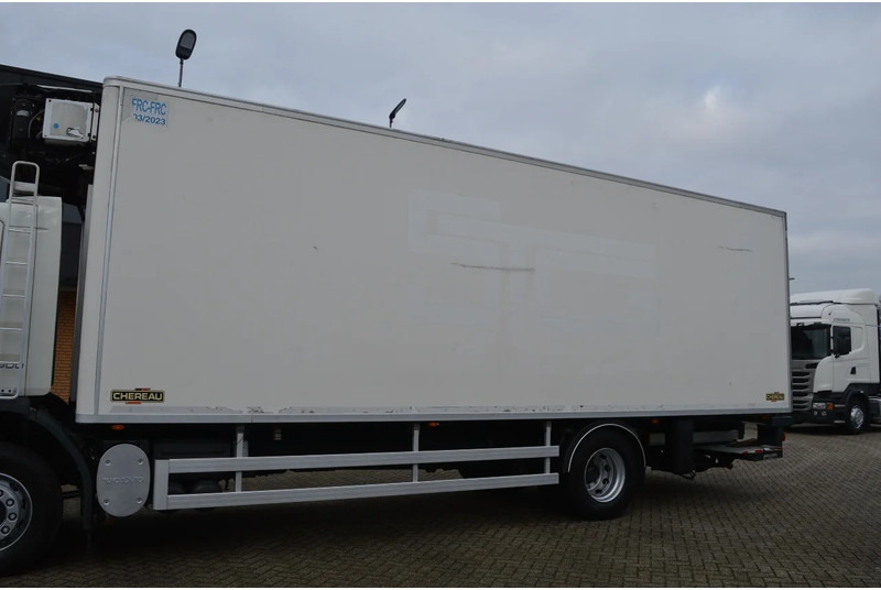 Volvo * EURO5 * CARRIER SUPRA 950MT * 4X2 * - Tovornjak hladilnik: slika 3 Volvo * EURO5 * CARRIER SUPRA 950MT * 4X2 * - Tovornjak hladilnik: slika 3