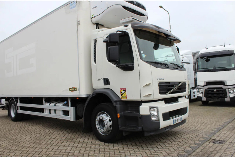 Volvo FE 240 * EURO5 * THERMO KING T-1200R * 4X2 * - Tovornjak hladilnik: slika 5 Volvo FE 240 * EURO5 * THERMO KING T-1200R * 4X2 * - Tovornjak hladilnik: slika 5