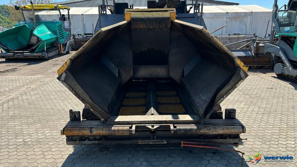 Volvo ABG TITAN 5820 - Asfaltni finišer: slika 2 Volvo ABG TITAN 5820 - Asfaltni finišer: slika 2