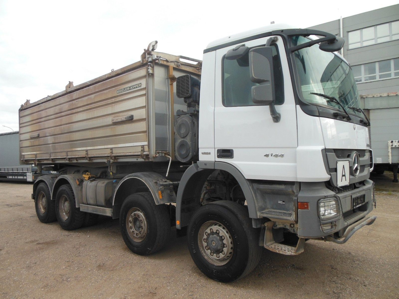 Mercedes-Benz ACTROS 4144, 8X6, 3 PEDALE, MEILLER, BODRMATIC - Tovornjak prekucnik: slika 2 Mercedes-Benz ACTROS 4144, 8X6, 3 PEDALE, MEILLER, BODRMATIC - Tovornjak prekucnik: slika 2