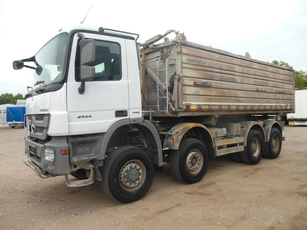 Mercedes-Benz ACTROS 4144, 8X6, 3 PEDALE, MEILLER, BODRMATIC - Tovornjak prekucnik: slika 1 Mercedes-Benz ACTROS 4144, 8X6, 3 PEDALE, MEILLER, BODRMATIC - Tovornjak prekucnik: slika 1