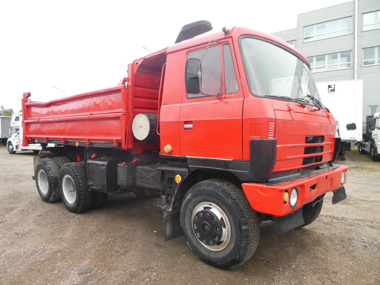 Tatra T 815, 6x6 - Tovornjak prekucnik: slika 2 Tatra T 815, 6x6 - Tovornjak prekucnik: slika 2