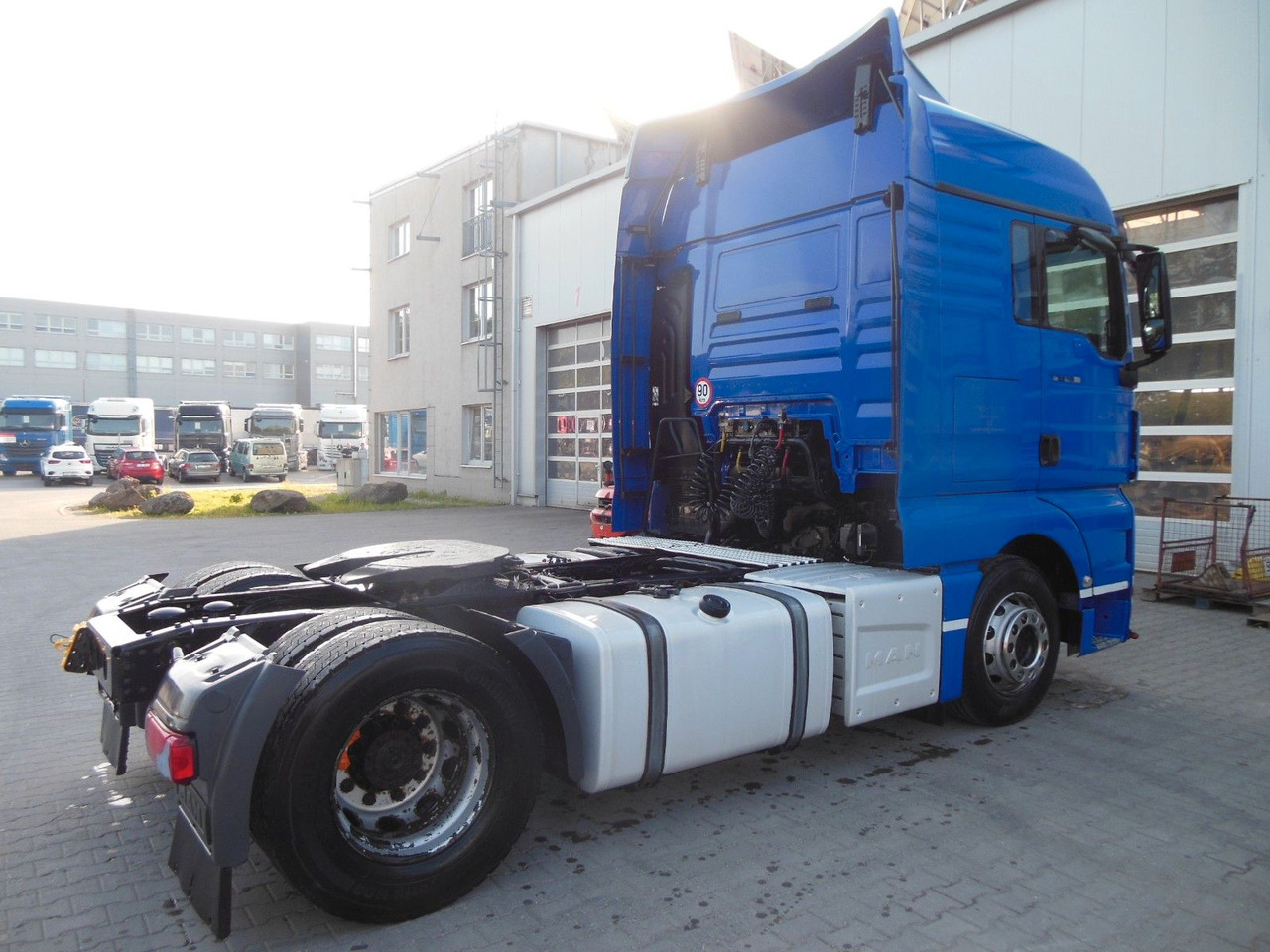 MAN TGX 18.480 BLS, MANUELL, STANDART - Vlačilec: slika 3 MAN TGX 18.480 BLS, MANUELL, STANDART - Vlačilec: slika 3