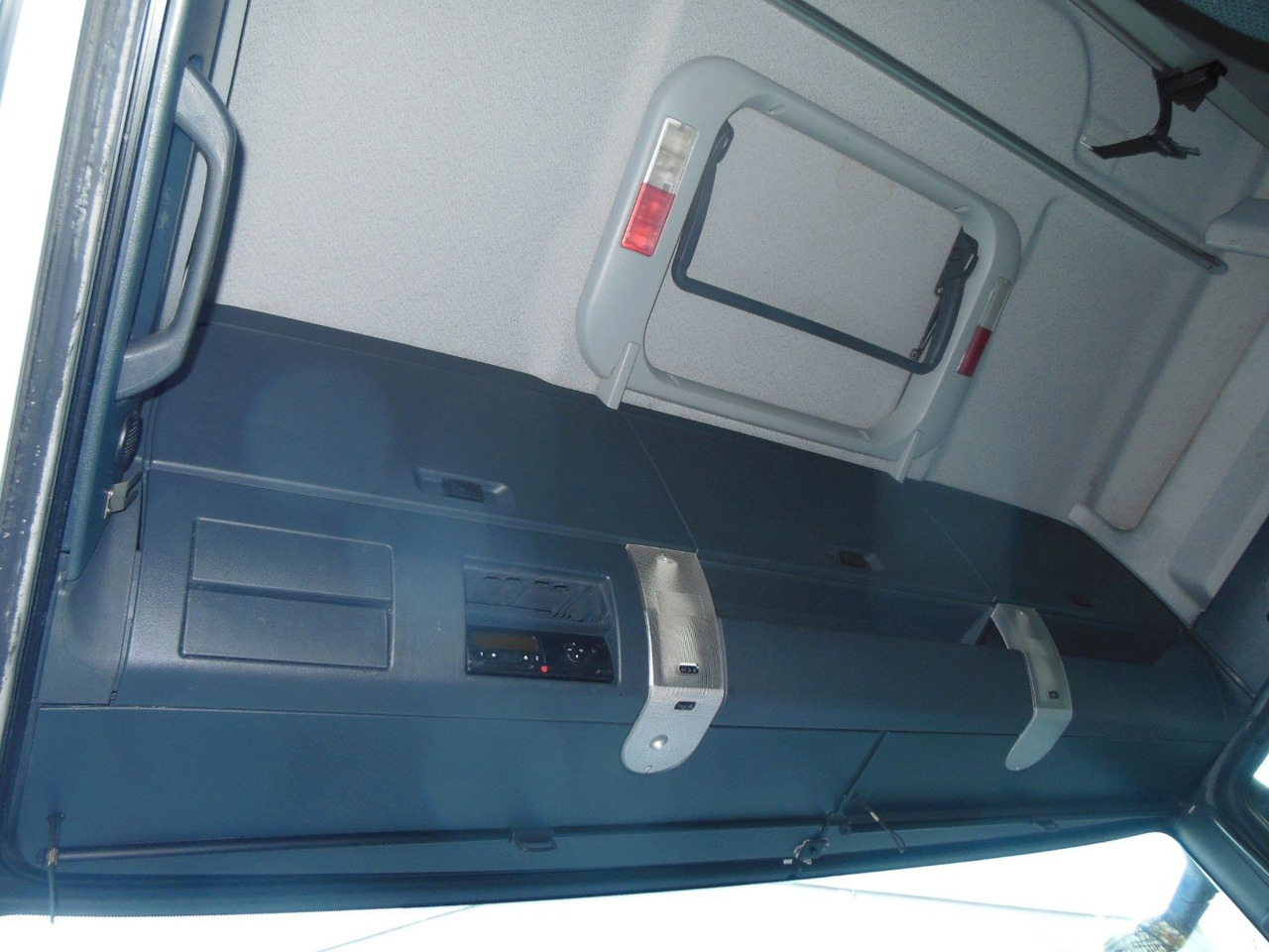 Vlačilec MAN TGX 18.480 LLS-U, LOWDECK + KRONE MEGA MAN TGX 18.480 LLS-U, LOWDECK: slika 10