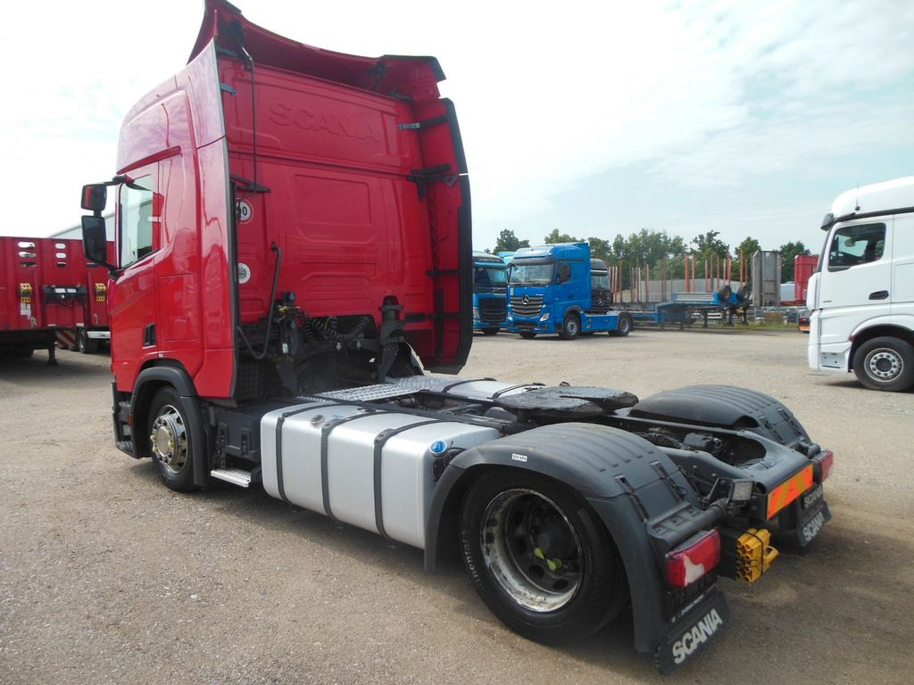 Scania R450 LOWDECK, RETARDER, STANDKLIMA, VOLL LUFT - Vlačilec: slika 4 Scania R450 LOWDECK, RETARDER, STANDKLIMA, VOLL LUFT - Vlačilec: slika 4
