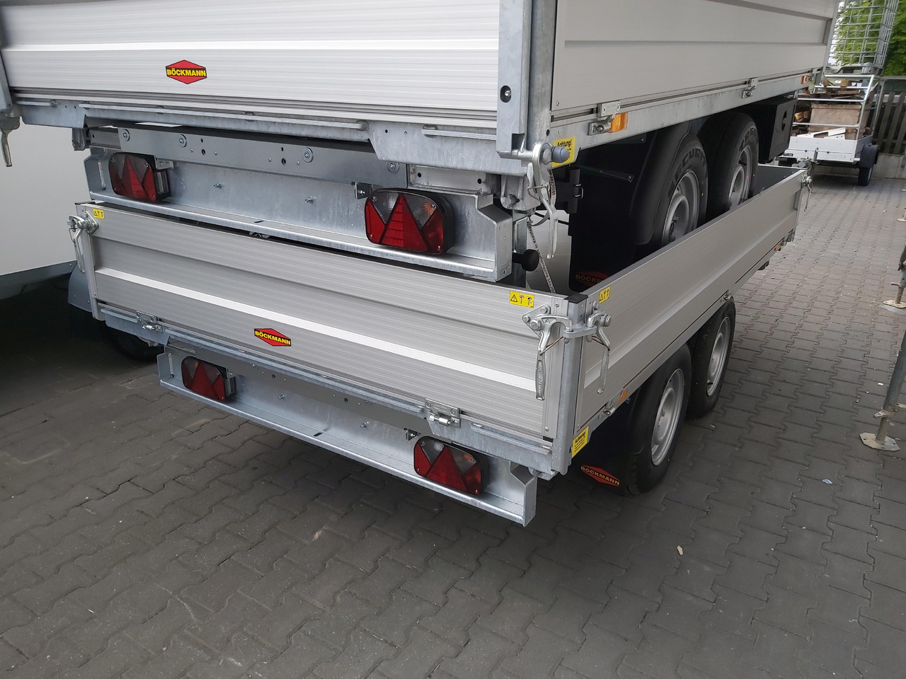 Böckmann Kipper DK AL 3218/35 Profi Elektro + NHP 3500kg Modell 2024 Januar Aktion - Kiper prikolica: slika 2 Böckmann Kipper DK AL 3218/35 Profi Elektro + NHP 3500kg Modell 2024 Januar Aktion - Kiper prikolica: slika 2