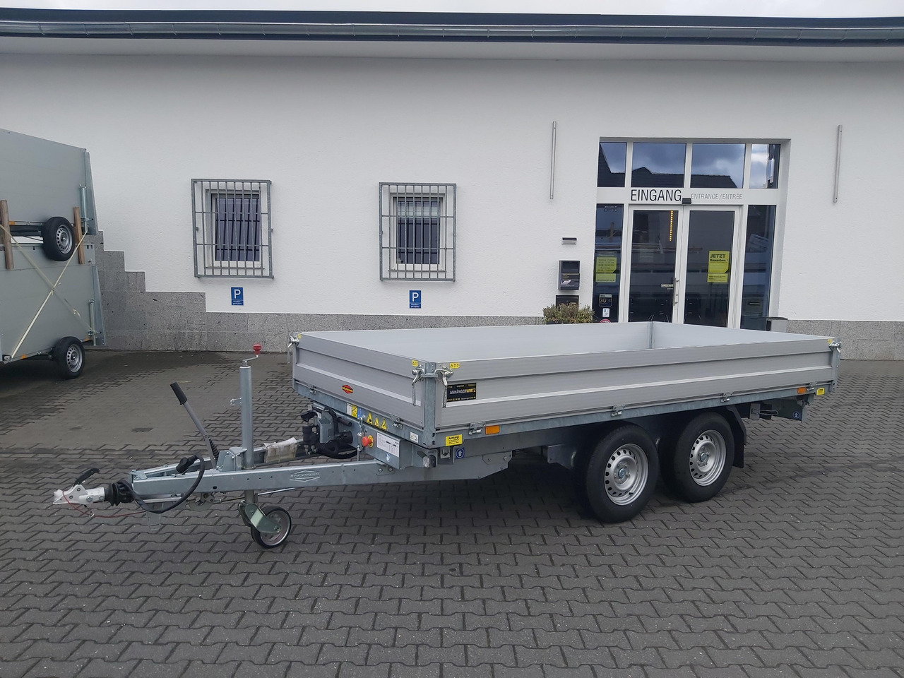 Böckmann Kipper DK AL 3718/35 Profi 374x180x35cm Elektrisch + NHP (L) 3500kg Modell 2024 - Kiper prikolica: slika 4 Böckmann Kipper DK AL 3718/35 Profi 374x180x35cm Elektrisch + NHP (L) 3500kg Modell 2024 - Kiper prikolica: slika 4