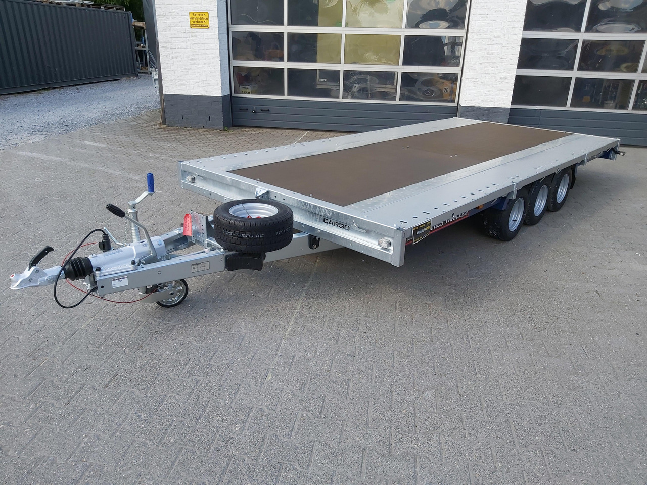 Brian James Trailer CarGO Connect 450x210cm Tridem 10" 3500kg Modell 22 - Plato/ Tovorna prikolica: slika 1 Brian James Trailer CarGO Connect 450x210cm Tridem 10" 3500kg Modell 22 - Plato/ Tovorna prikolica: slika 1