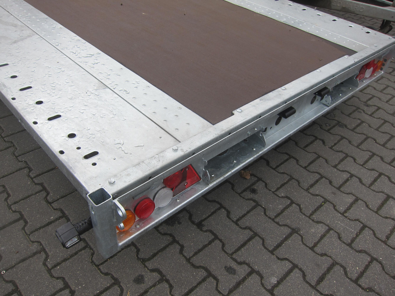 Brian James Trailer CarGO Connect 500x225cm Plateau Tridem 10" 3500kg 22 - Plato/ Tovorna prikolica: slika 5 Brian James Trailer CarGO Connect 500x225cm Plateau Tridem 10" 3500kg 22 - Plato/ Tovorna prikolica: slika 5
