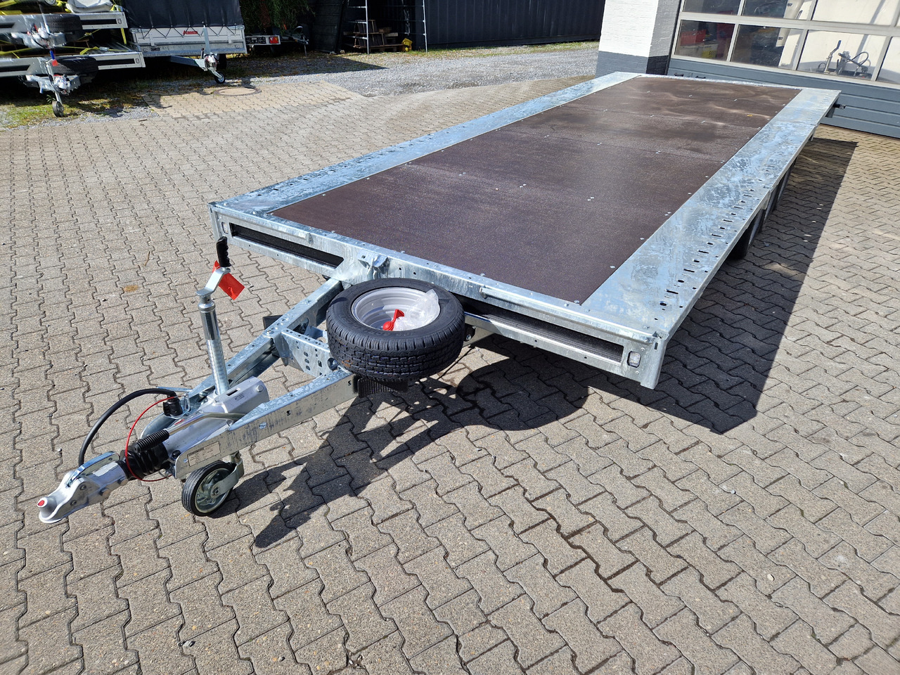 Brian James Trailer Connect 600x243cm plattform blackline Tridem 12" 3500kg - Plato/ Tovorna prikolica: slika 1 Brian James Trailer Connect 600x243cm plattform blackline Tridem 12" 3500kg - Plato/ Tovorna prikolica: slika 1
