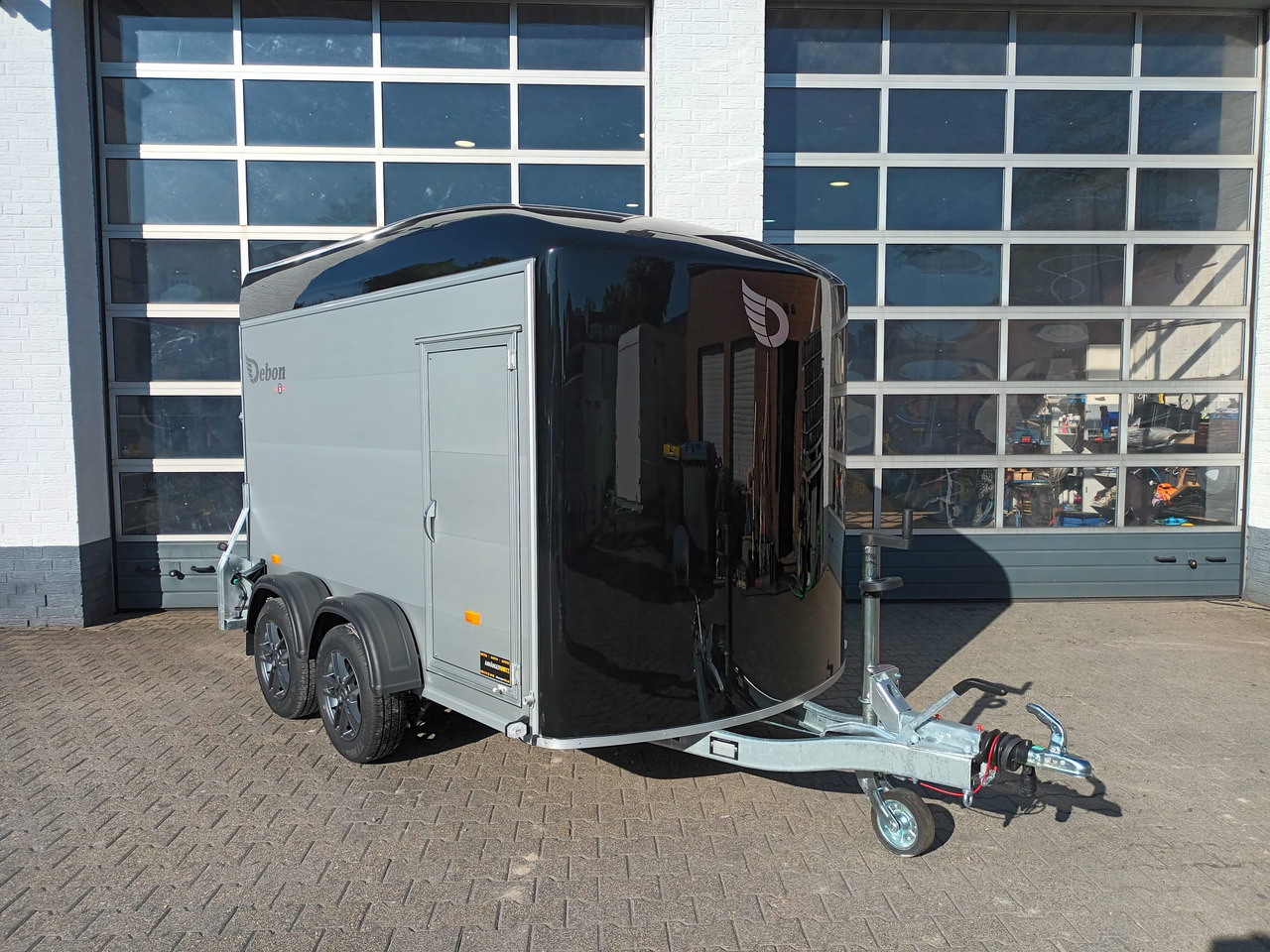 Cargo Roadster 500 312x167x199cm Alu Poly blackbeauty Alufelgen Seitentür Pullman 2000kg 100km/H - Prikolica zabojnik: slika 3 Cargo Roadster 500 312x167x199cm Alu Poly blackbeauty Alufelgen Seitentür Pullman 2000kg 100km/H - Prikolica zabojnik: slika 3