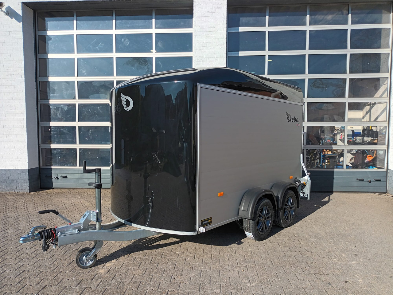 Cargo Roadster 500 312x167x199cm Alu Poly blackbeauty Alufelgen Seitentür Pullman 2000kg 100km/H - Prikolica zabojnik: slika 4 Cargo Roadster 500 312x167x199cm Alu Poly blackbeauty Alufelgen Seitentür Pullman 2000kg 100km/H - Prikolica zabojnik: slika 4