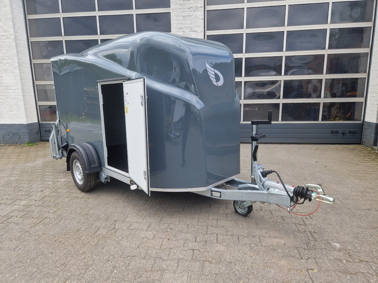 Debon Cargo 1300 300x152x168cm irongrey Seitentür 1300kg Pullman 100km/H - Prikolica zabojnik: slika 2 Debon Cargo 1300 300x152x168cm irongrey Seitentür 1300kg Pullman 100km/H - Prikolica zabojnik: slika 2