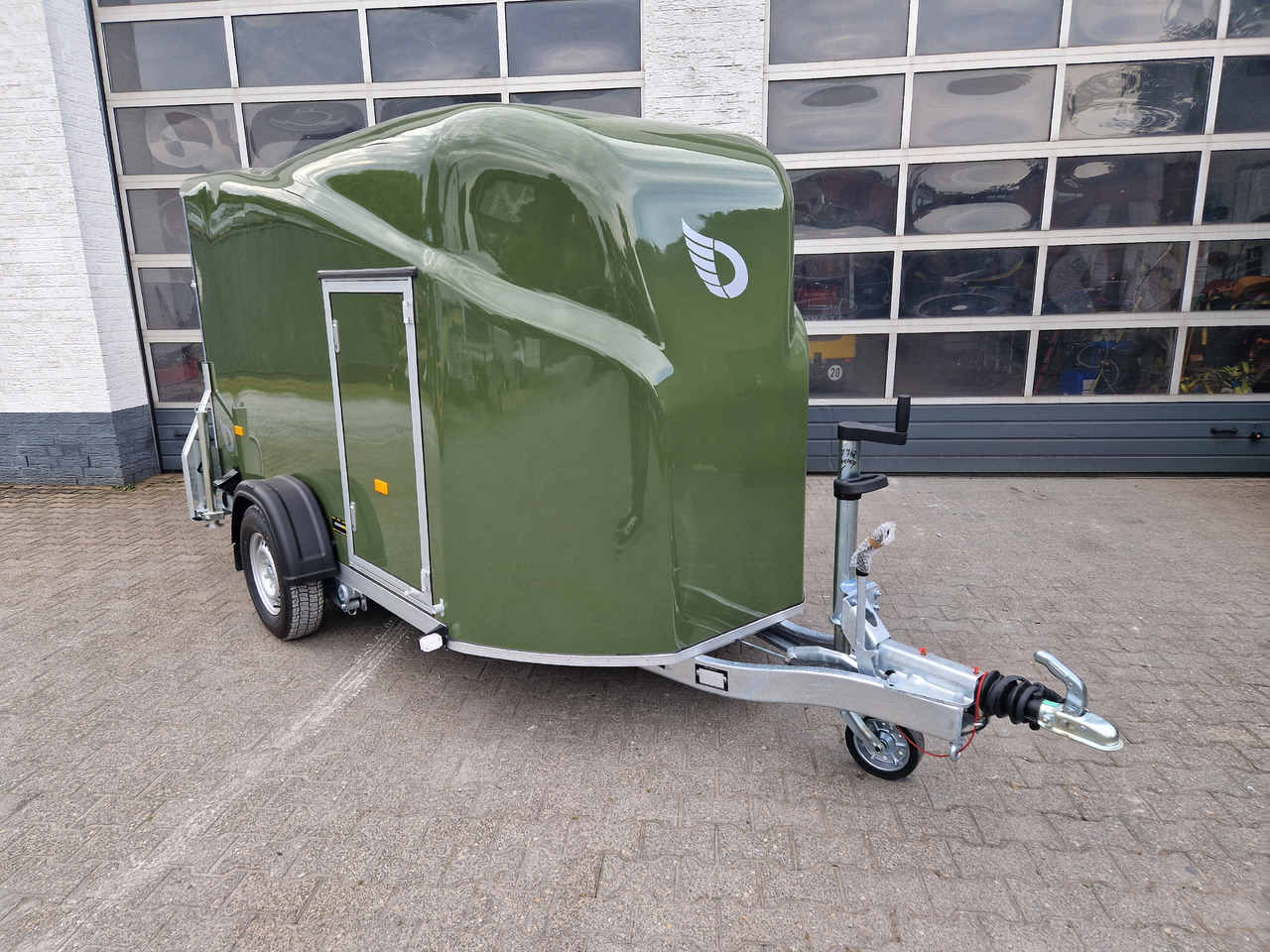 Debon Cargo 1300 300x152x168cm natur green Seitentür Pullman 1300kg 100km/H - Prikolica zabojnik: slika 1 Debon Cargo 1300 300x152x168cm natur green Seitentür Pullman 1300kg 100km/H - Prikolica zabojnik: slika 1