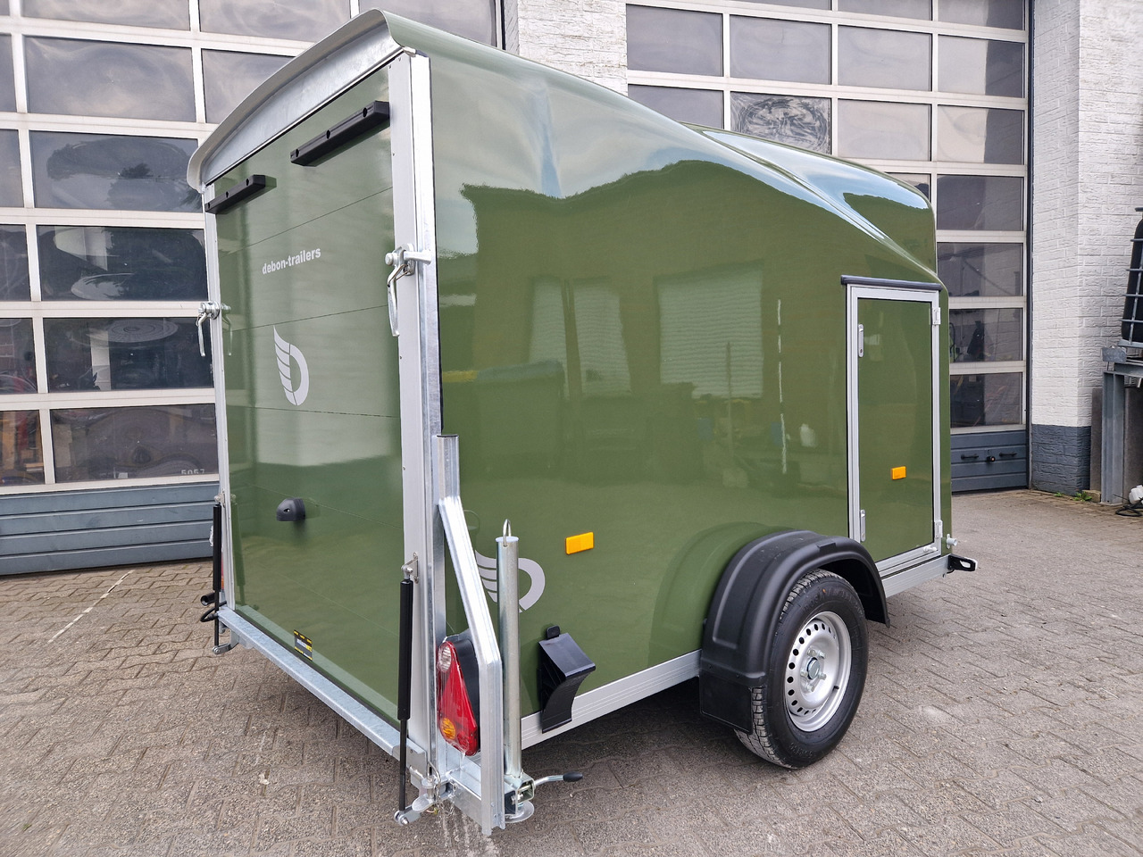 Debon Cargo 1300 300x152x168cm natur green Seitentür Pullman 1300kg 100km/H - Prikolica zabojnik: slika 3 Debon Cargo 1300 300x152x168cm natur green Seitentür Pullman 1300kg 100km/H - Prikolica zabojnik: slika 3