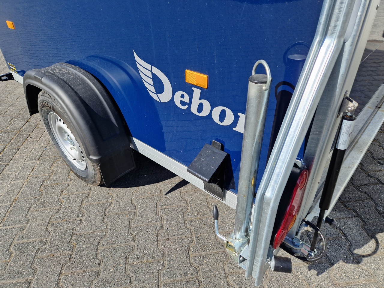 Prikolica zabojnik Debon Cargo 1300 300x152x168cm royal blau Seitentür 100km/H Pullman 1300kg: slika 10