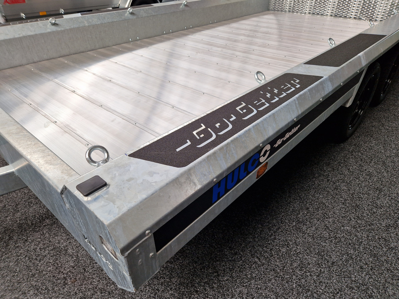 HULCO TERRAX-2 Go Getter Aluboden 394x180x27cm Ladeklamppe 150cm LED 3500kg - Prikolica za prevoz strojev: slika 2 HULCO TERRAX-2 Go Getter Aluboden 394x180x27cm Ladeklamppe 150cm LED 3500kg - Prikolica za prevoz strojev: slika 2