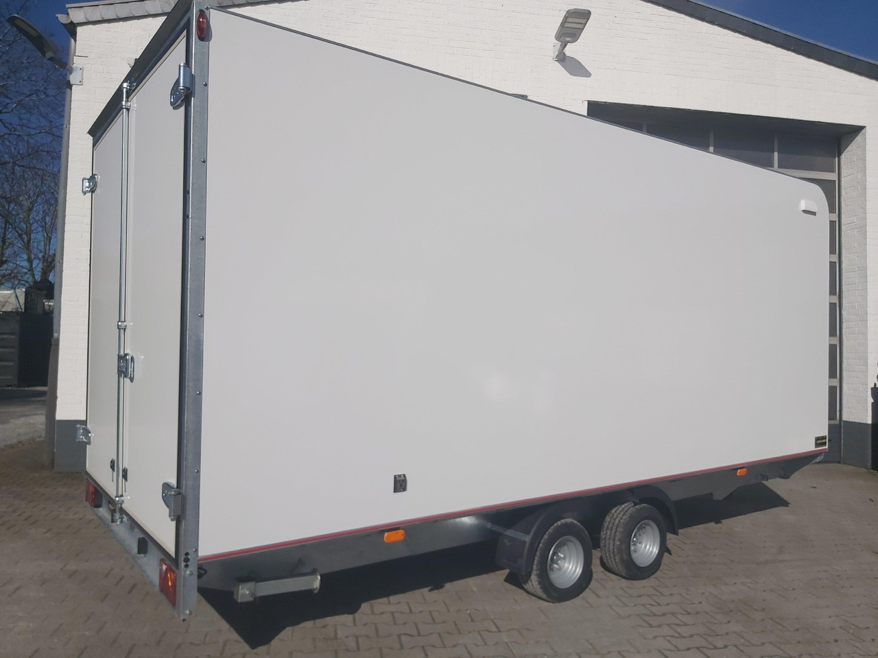 Hochlader Koffer TFSP 500T.00 500x220x210cm aero Zurrsystem 10 Zoll (XXL) 100km/H 2700kg - Prikolica zabojnik: slika 5 Hochlader Koffer TFSP 500T.00 500x220x210cm aero Zurrsystem 10 Zoll (XXL) 100km/H 2700kg - Prikolica zabojnik: slika 5