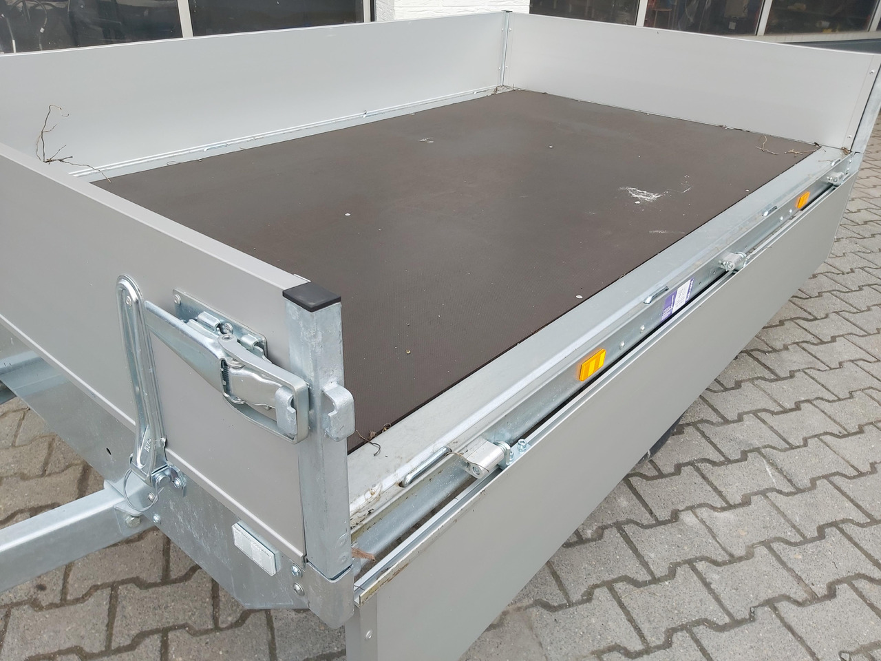 Hochlader light 2314 230x145x30cm Lfh: 63cm (XS) 750kg ungebremst Online Aktion - Avtomobilska prikolica: slika 4 Hochlader light 2314 230x145x30cm Lfh: 63cm (XS) 750kg ungebremst Online Aktion - Avtomobilska prikolica: slika 4