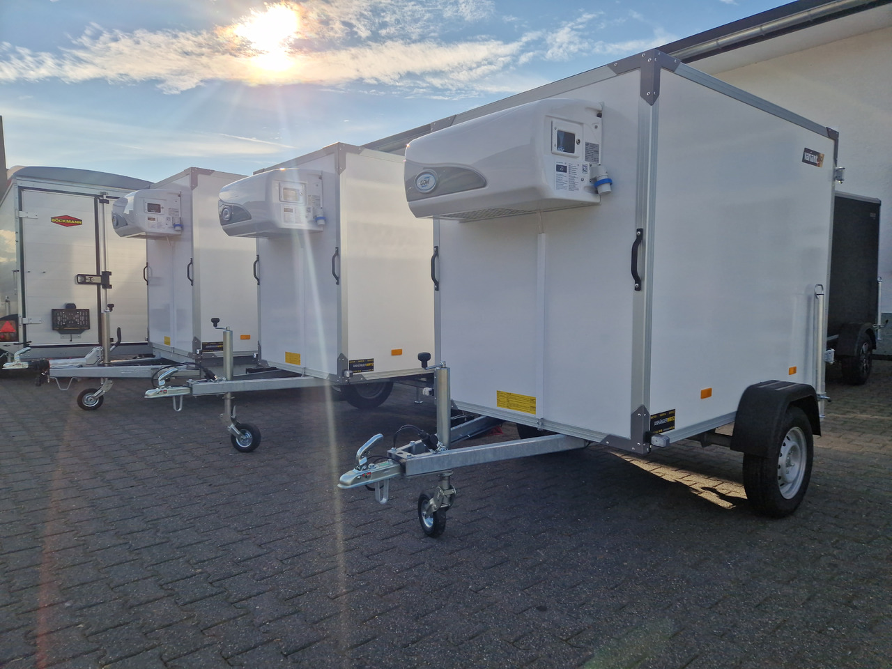 Kühlanhänger 752 DK2 Classic 199x124x150cm XPS Govi Kühlung 750kg ungebremst - Prikolica hladilnik: slika 3 Kühlanhänger 752 DK2 Classic 199x124x150cm XPS Govi Kühlung 750kg ungebremst - Prikolica hladilnik: slika 3