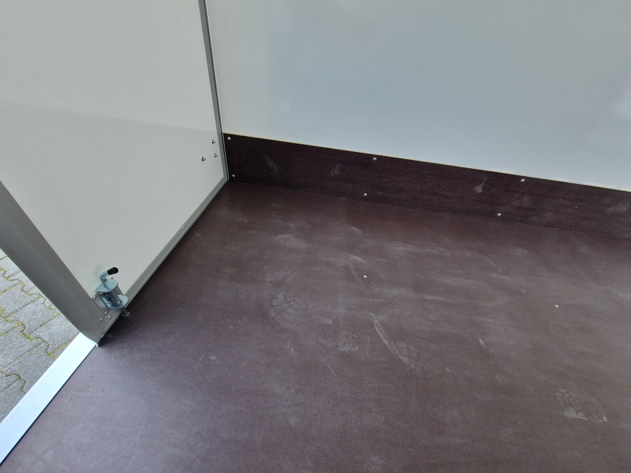 Kühlanhänger AZKF 2740/180 395x178x200cm Seitentür Govi Kälteanlage 5 Iso 60 Frioliner 2700kg - Prikolica hladilnik: slika 5 Kühlanhänger AZKF 2740/180 395x178x200cm Seitentür Govi Kälteanlage 5 Iso 60 Frioliner 2700kg - Prikolica hladilnik: slika 5