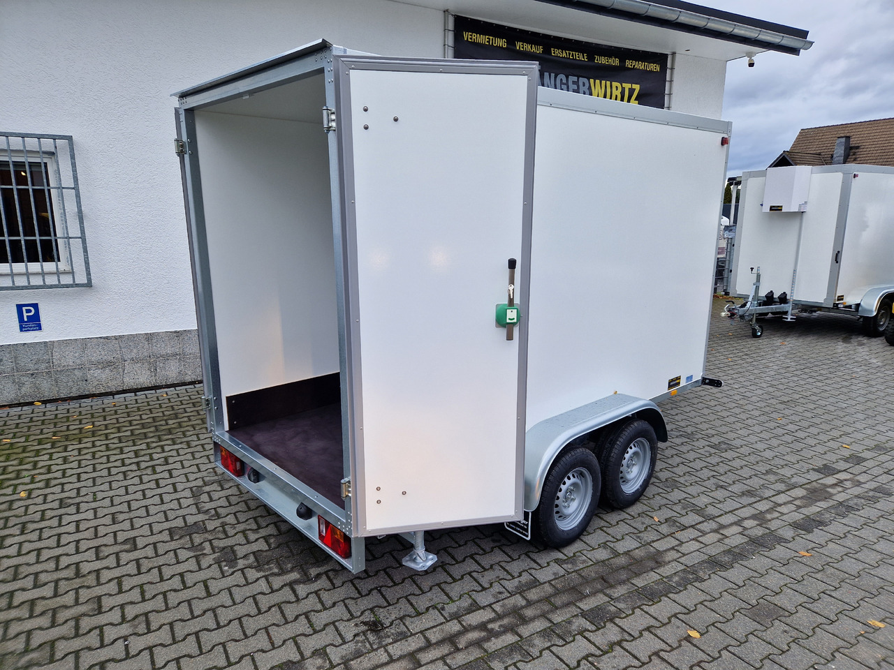 Kühlanhänger AZKF C 2735/155 343x154x200cm CiBIN 230V +Standkühlung (L) 2700kg Abverkauf - Prikolica hladilnik: slika 3 Kühlanhänger AZKF C 2735/155 343x154x200cm CiBIN 230V +Standkühlung (L) 2700kg Abverkauf - Prikolica hladilnik: slika 3