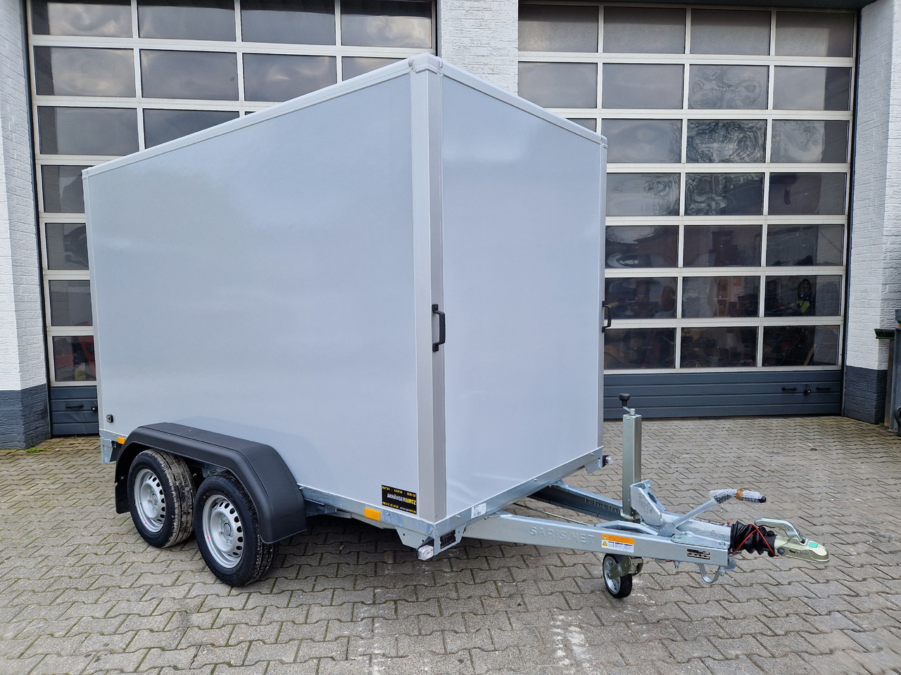 Prikolica zabojnik Saris Koffer GO 306 154 180 2000 2 306x154x180cm GFK grau (M) 2000kg Modell 2023: slika 9