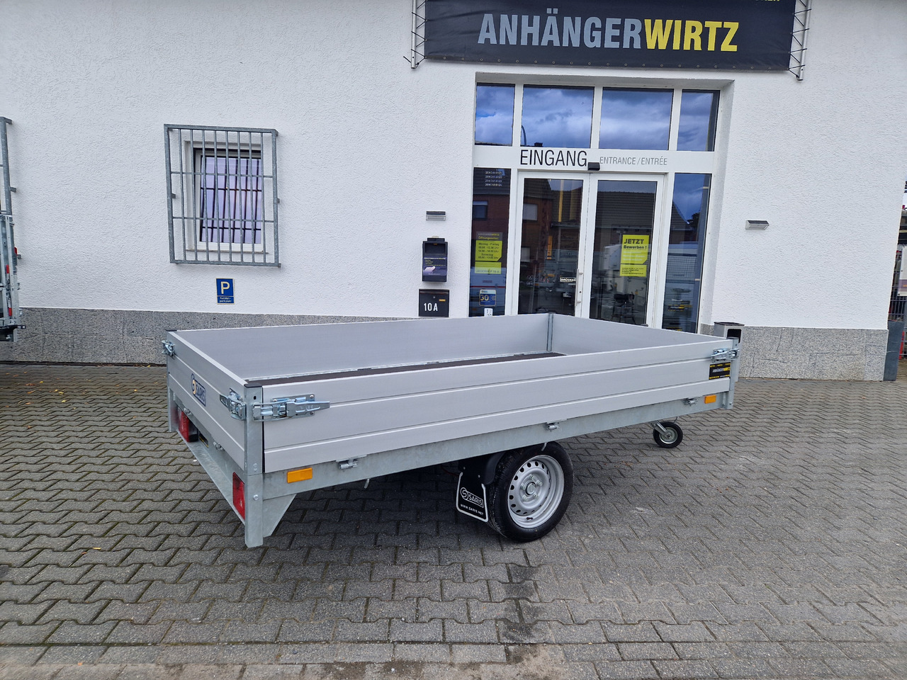 Saris PL 276 150 1500 1 276x150x30cm 13" (S) 1500kg Aktion Abverkauf - Avtomobilska prikolica: slika 5 Saris PL 276 150 1500 1 276x150x30cm 13" (S) 1500kg Aktion Abverkauf - Avtomobilska prikolica: slika 5