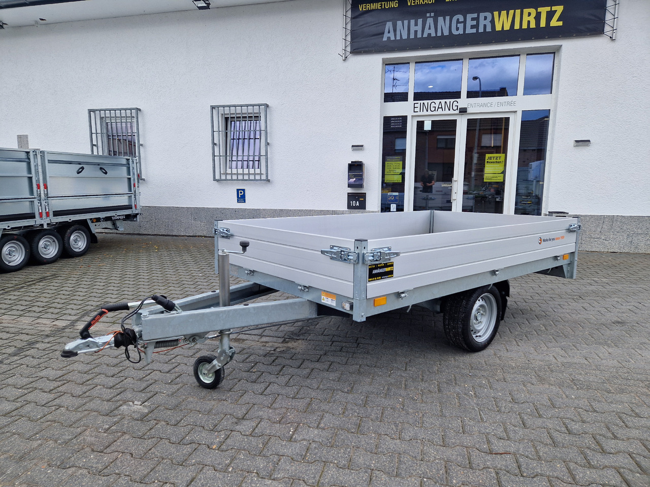 Saris PL 276 150 1500 1 276x150x30cm 13" (S) 1500kg Aktion Abverkauf - Avtomobilska prikolica: slika 1 Saris PL 276 150 1500 1 276x150x30cm 13" (S) 1500kg Aktion Abverkauf - Avtomobilska prikolica: slika 1