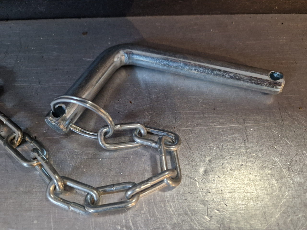 Steckbolzen 14mm für EDUARD Kipplager hinten links/ vorne rechts - Kiper prikolica: slika 3 Steckbolzen 14mm für EDUARD Kipplager hinten links/ vorne rechts - Kiper prikolica: slika 3