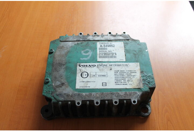 Volvo A-549852 - ECU: slika 3 Volvo A-549852 - ECU: slika 3