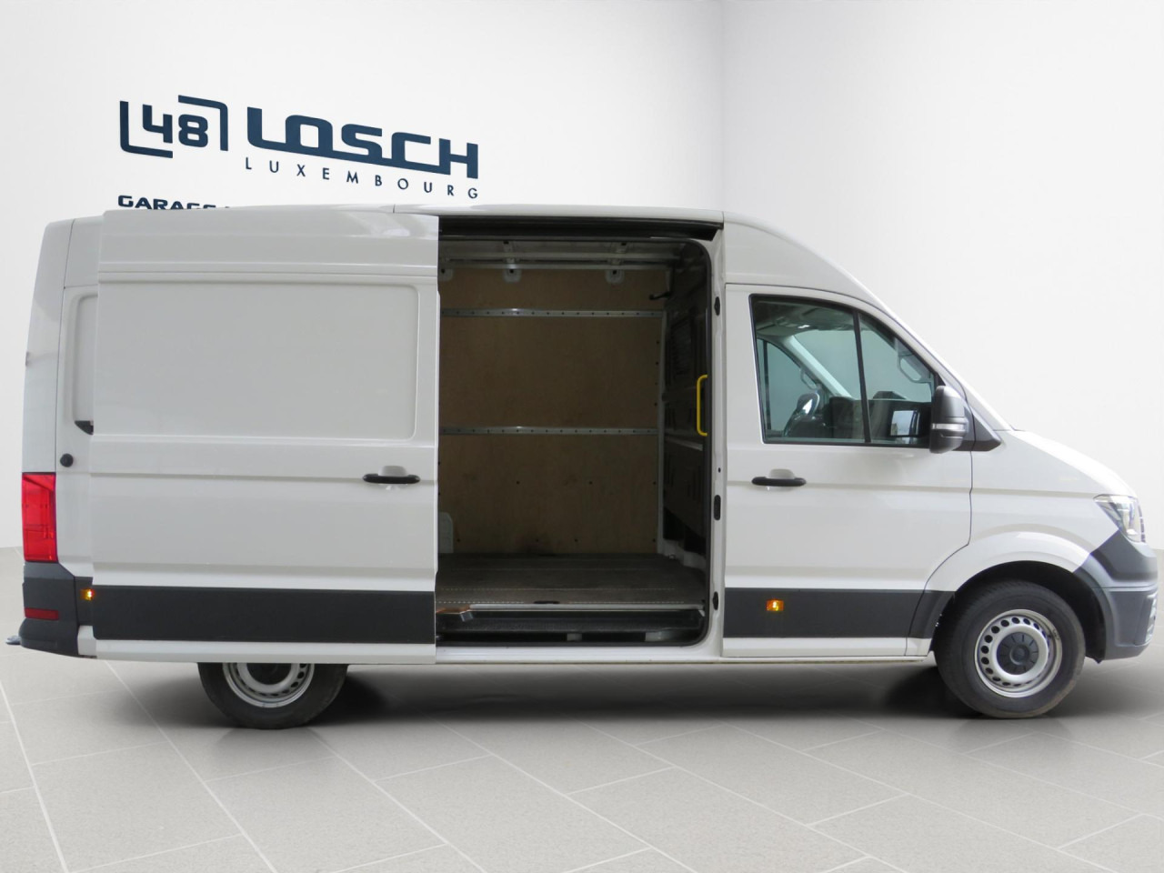 VOLKSWAGEN Crafter 35 L3H3 Kasten Euro6 Klima ZV - Furgon: slika 4 VOLKSWAGEN Crafter 35 L3H3 Kasten Euro6 Klima ZV - Furgon: slika 4