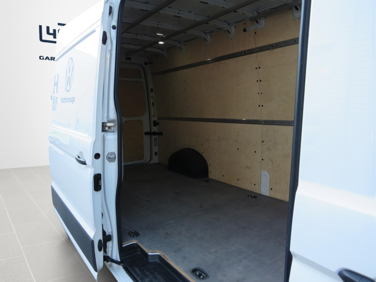 VOLKSWAGEN Crafter 35 L4H3 Kasten Klima AHK ZV - Furgon: slika 5 VOLKSWAGEN Crafter 35 L4H3 Kasten Klima AHK ZV - Furgon: slika 5