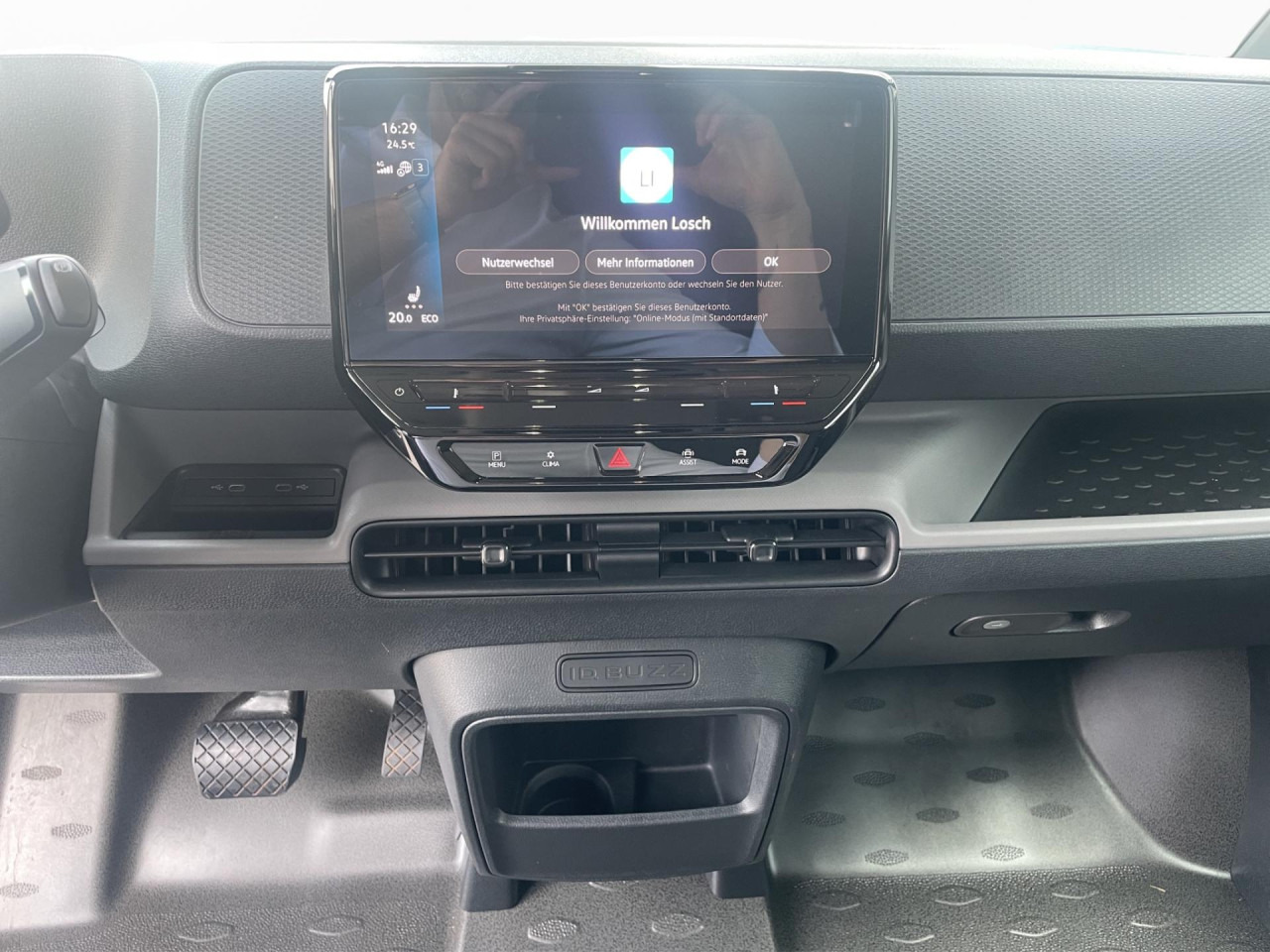 VOLKSWAGEN ID.Buzz Cargo 150 kW Klima AHK Navi - Mali kombi, Električno dostavno vozilo: slika 4 VOLKSWAGEN ID.Buzz Cargo 150 kW Klima AHK Navi - Mali kombi, Električno dostavno vozilo: slika 4