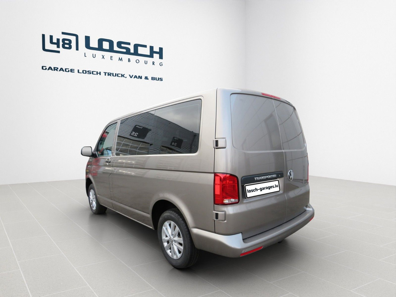 Volkswagen T6.1 Transporter Trendline 2.0 TDI Kasten - Mali kombi: slika 3 Volkswagen T6.1 Transporter Trendline 2.0 TDI Kasten - Mali kombi: slika 3