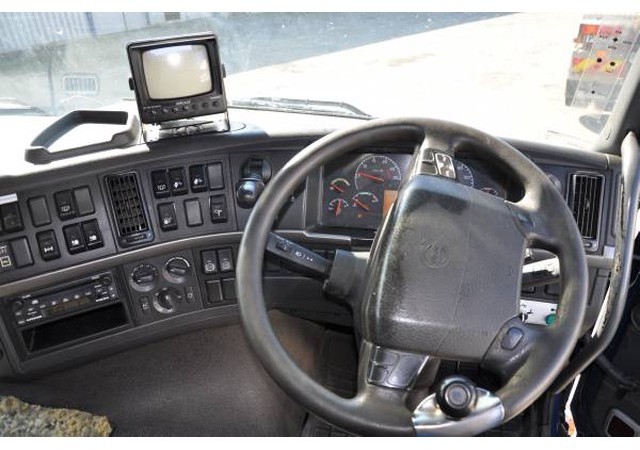 Volvo FM9 4X2 300 - Smetarski tovornjak: slika 5 Volvo FM9 4X2 300 - Smetarski tovornjak: slika 5