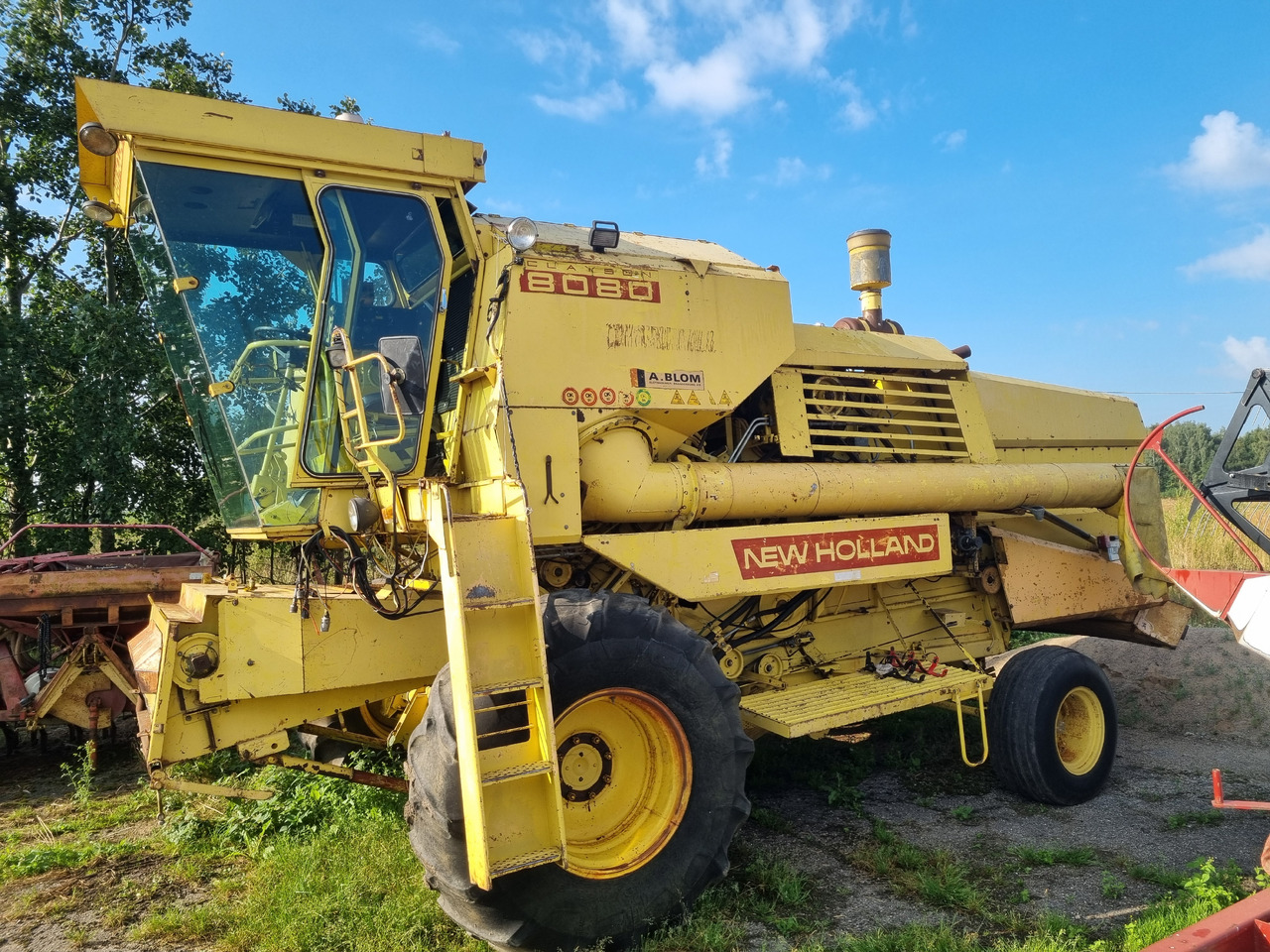 NEW HOLLAND 8080 - Kombajn harvester: slika 1 NEW HOLLAND 8080 - Kombajn harvester: slika 1