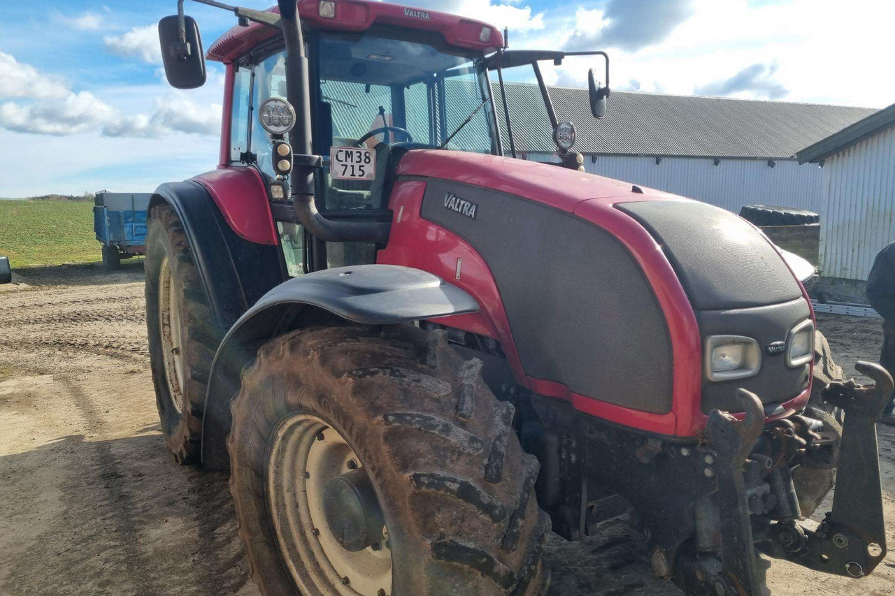 Valtra T190 - Traktor: slika 2 Valtra T190 - Traktor: slika 2