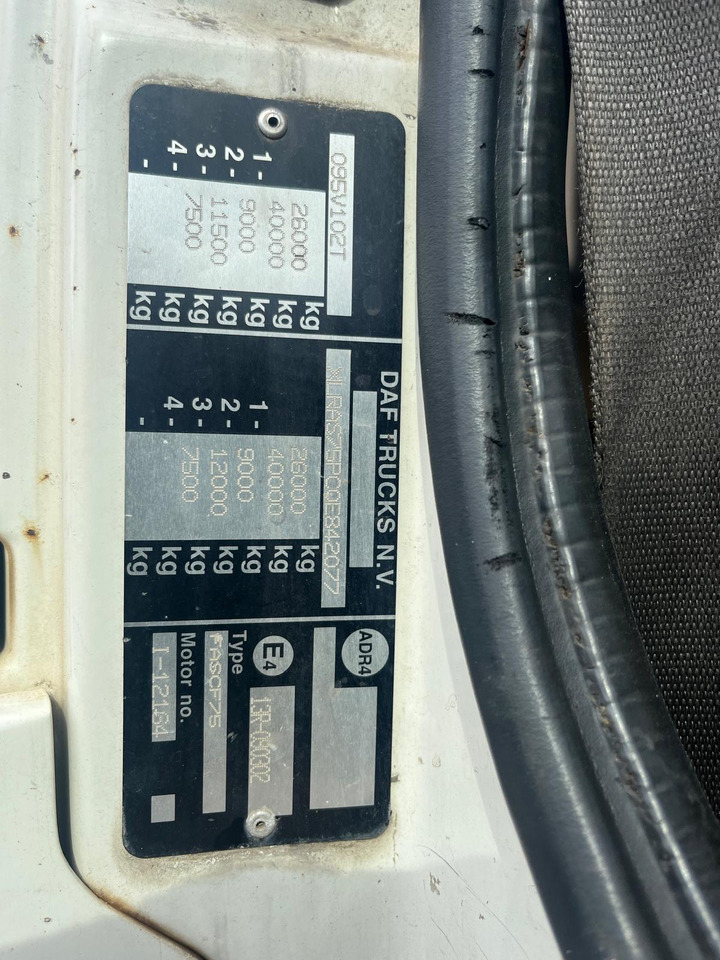 Tovornjak s kesonom DAF 75 CF 310: slika 8