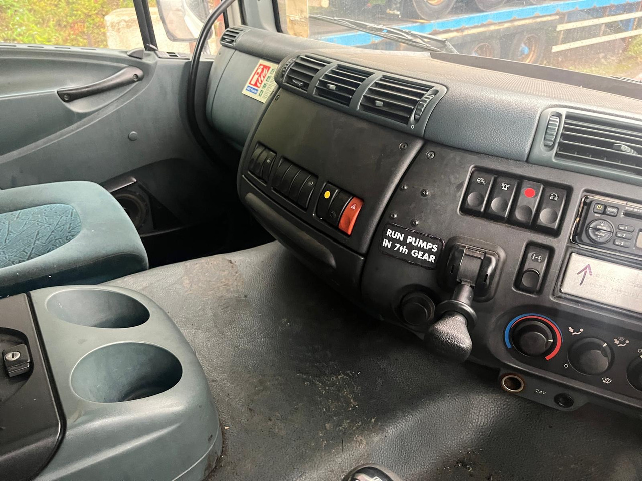 DAF 75 CF - Tovornjak cisterna: slika 5 DAF 75 CF - Tovornjak cisterna: slika 5