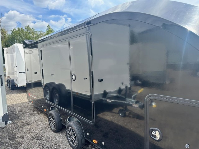 Brian James Race Sport 341, 341-5521-35-2-12-B, 5530x2100x1960mm, 3,5 to. - Prikolica avtotransporter: slika 3 Brian James Race Sport 341, 341-5521-35-2-12-B, 5530x2100x1960mm, 3,5 to. - Prikolica avtotransporter: slika 3