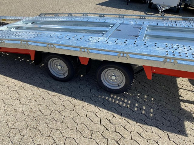 Brian James T Transporter, 231-5021-35-2-12, 5000 x 2150 mm, 3,5 to. kippbar mit Auffahrrampen - Prikolica avtotransporter: slika 4 Brian James T Transporter, 231-5021-35-2-12, 5000 x 2150 mm, 3,5 to. kippbar mit Auffahrrampen - Prikolica avtotransporter: slika 4