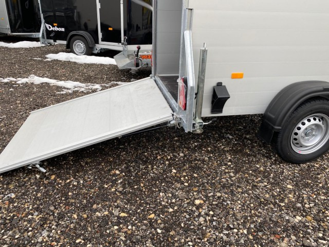 Cheval Liberte Debon C255 Alu +​ Türe 1300 kg, 100 km/h, 255x125x155cm lizing Cheval Liberte Debon C255 Alu +​ Türe 1300 kg, 100 km/h, 255x125x155cm: slika 10