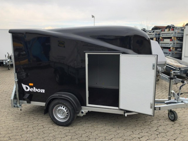 Cheval Liberte Debon Cargo 2 Poly + Türe schwarz Aluräder 1300 kg, 100 km/h, 300x155x168cm - Prikolica zabojnik: slika 3 Cheval Liberte Debon Cargo 2 Poly + Türe schwarz Aluräder 1300 kg, 100 km/h, 300x155x168cm - Prikolica zabojnik: slika 3
