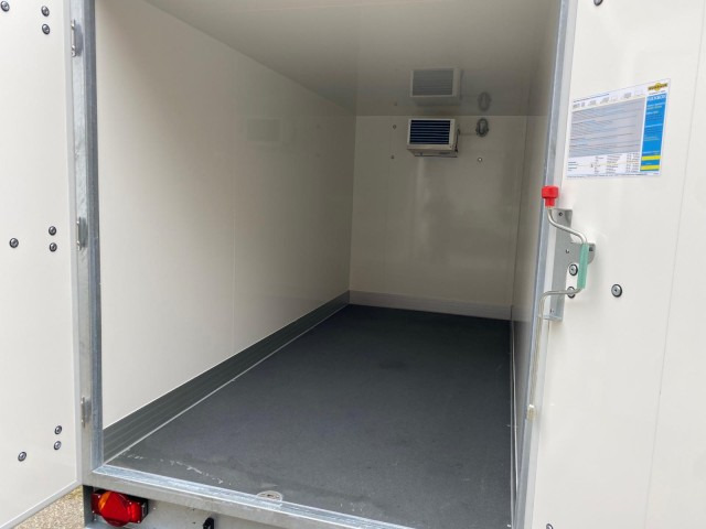 Humbaur Kühlanhänger HGK 253218-21 PF60 Deluxe 2,5 to. 3130x1670x1970mm - Prikolica hladilnik: slika 2 Humbaur Kühlanhänger HGK 253218-21 PF60 Deluxe 2,5 to. 3130x1670x1970mm - Prikolica hladilnik: slika 2