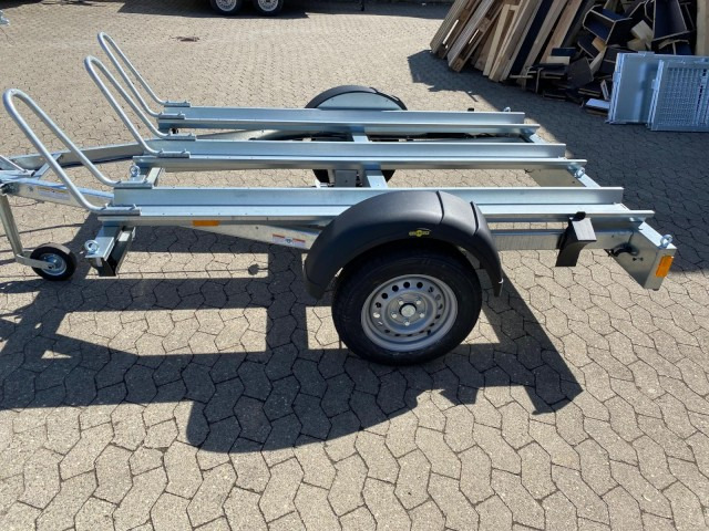 Humbaur Motorradanhänger HM 102113, HM 10 21 13, 1,0 t. 2095 x 1365 x 70 mm - Prikolica za prevoz motorjev: slika 4 Humbaur Motorradanhänger HM 102113, HM 10 21 13, 1,0 t. 2095 x 1365 x 70 mm - Prikolica za prevoz motorjev: slika 4