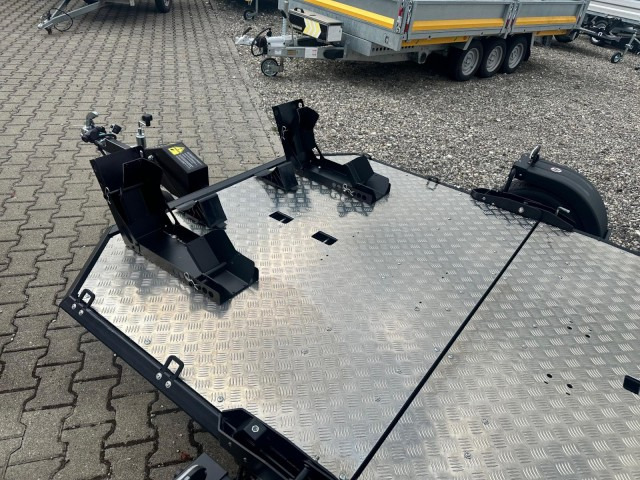 Lorries Motorradanhänger MT-2, 0,75 to. 240 x 174 cm, Alufelgen - Prikolica za prevoz motorjev: slika 4 Lorries Motorradanhänger MT-2, 0,75 to. 240 x 174 cm, Alufelgen - Prikolica za prevoz motorjev: slika 4