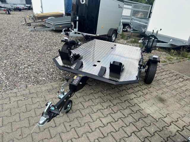 Lorries Motorradanhänger MT-2, 0,75 to. 240 x 174 cm, absenkbar - Prikolica za prevoz motorjev: slika 1 Lorries Motorradanhänger MT-2, 0,75 to. 240 x 174 cm, absenkbar - Prikolica za prevoz motorjev: slika 1